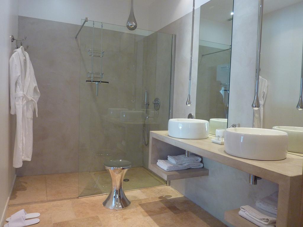 Bed and Breakfast Les Mazets Du Luberon Puget Pokoj fotografie