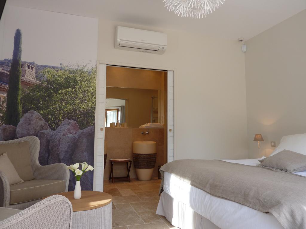Bed and Breakfast Les Mazets Du Luberon Puget Pokoj fotografie