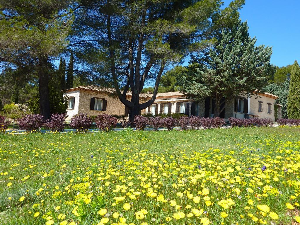 Bed and Breakfast Les Mazets Du Luberon Puget Exteriér fotografie